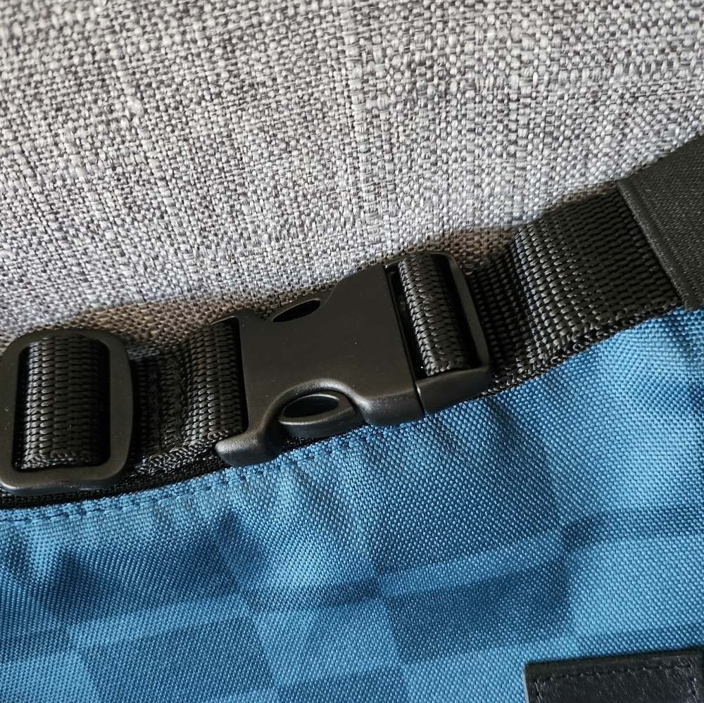 ✨NEW✨ Vans Checkered Shoulder Bag - Picture 3 of 5